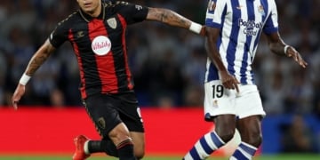 Ligue Europa : Mamadou Sarr et la Real Sociedad s'inclinent contre Bournemouth - wiwsport Ligue Europa : Mamadou Sarr et la Real Sociedad s'inclinent contre Bournemouth - wiwsport