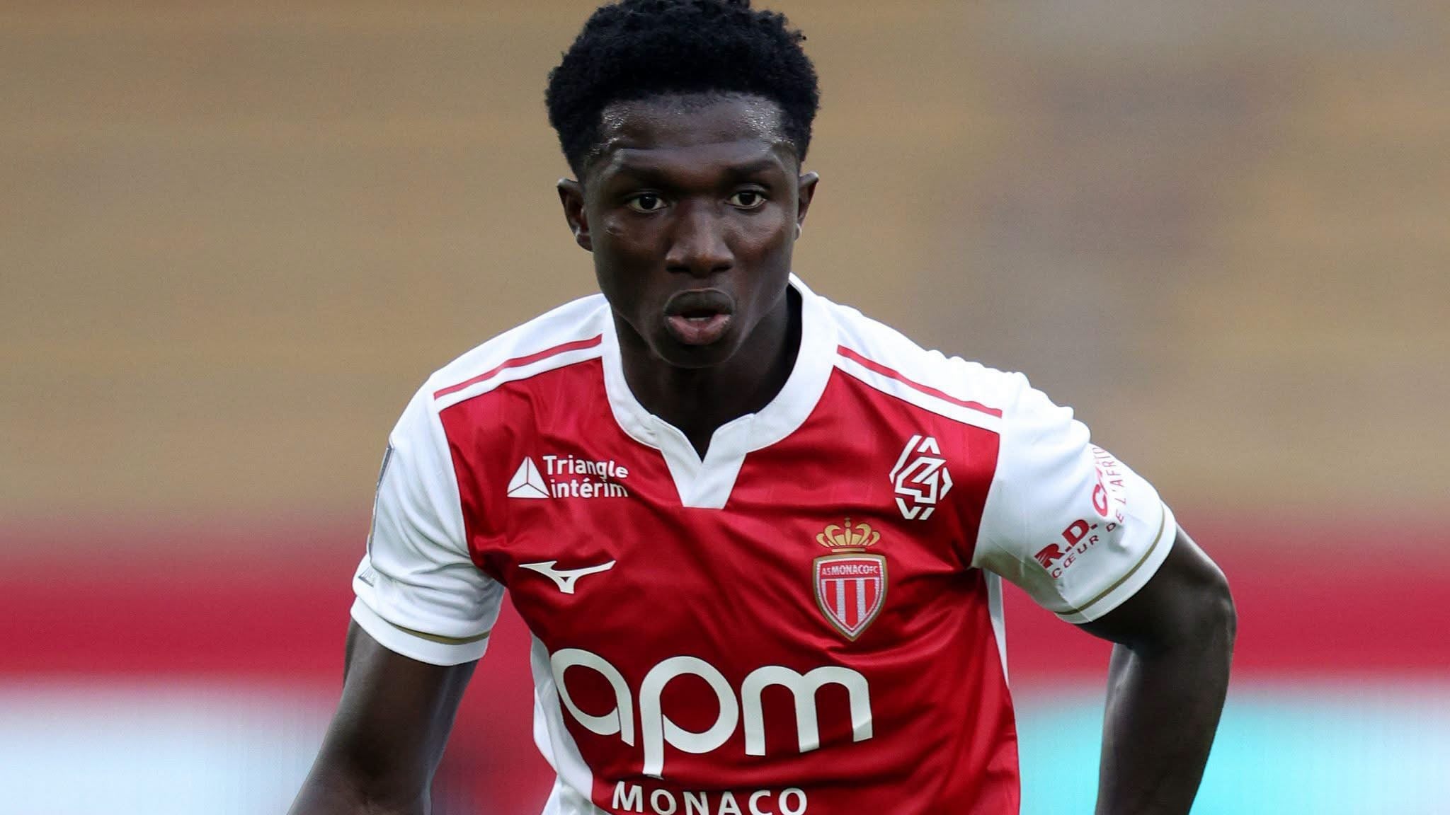 Mercato : Liverpool a promis de recruter Lamine Camara l’été prochain s’il refusait de rejoindre Chelsea ! - wiwsport Mercato : Liverpool a promis de recruter Lamine Camara l’été prochain s’il refusait de rejoindre Chelsea ! - wiwsport