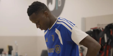 Juventus : Entraînement partiel avec le groupe pour Pape Matar Sarr qui se rapproche de ses débuts officiels avec la Vieille Dame - wiwsport Juventus : Entraînement partiel avec le groupe pour Pape Matar Sarr qui se rapproche de ses débuts officiels avec la Vieille Dame - wiwsport