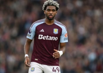 Aston Villa : Ibrahim Mbaye titulaire pour la première fois ! - wiwsport Aston Villa : Ibrahim Mbaye titulaire pour la première fois ! - wiwsport