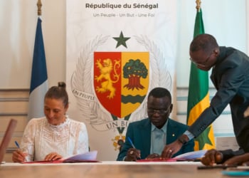 Lamb - La Fédération Sénégalaise de Lutte signe une convention-cadre internationale de coopération avec son homologue français - wiwsport Lamb - La Fédération Sénégalaise de Lutte signe une convention-cadre internationale de coopération avec son homologue français - wiwsport