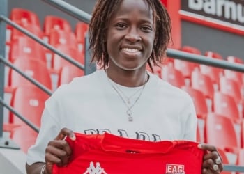 Safietou Sagna s'engage avec l'En Avant Guingamp - wiwsport Safietou Sagna s'engage avec l'En Avant Guingamp - wiwsport