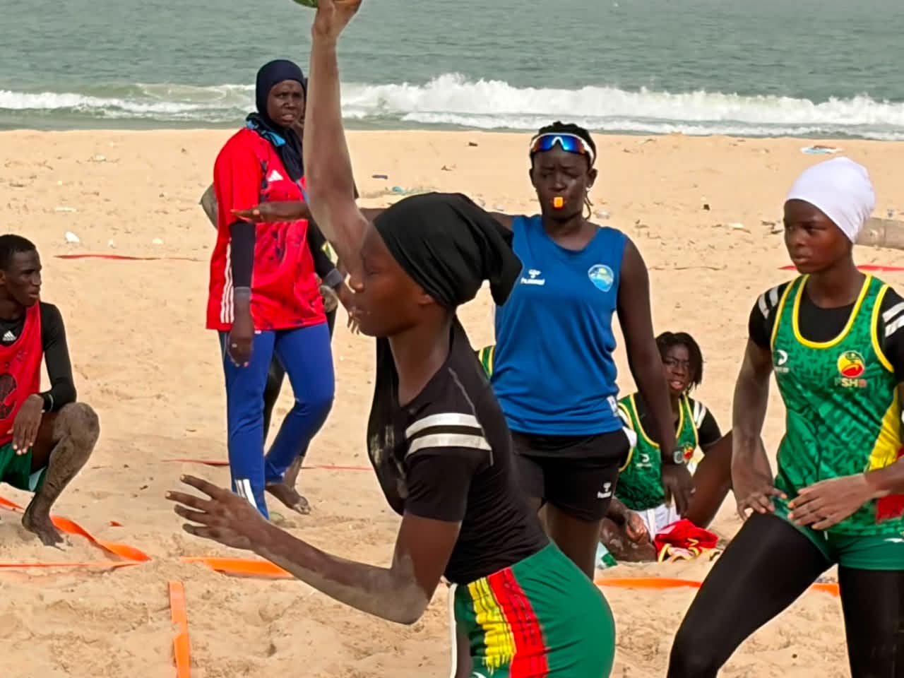 Beach Handball (JOJ Dakar 2026) : Tournoi à Bilbao et stages au menu de la préparation des sélections sénégalaises depuis fin juillet ! - wiwsport
