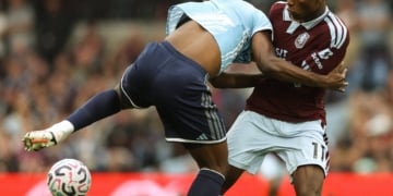 Aston Villa : Unai Emery justifie la sortie de Nicolas Jackson à la pause contre Nottingham Forest - wiwsport Aston Villa : Unai Emery justifie la sortie de Nicolas Jackson à la pause contre Nottingham Forest - wiwsport