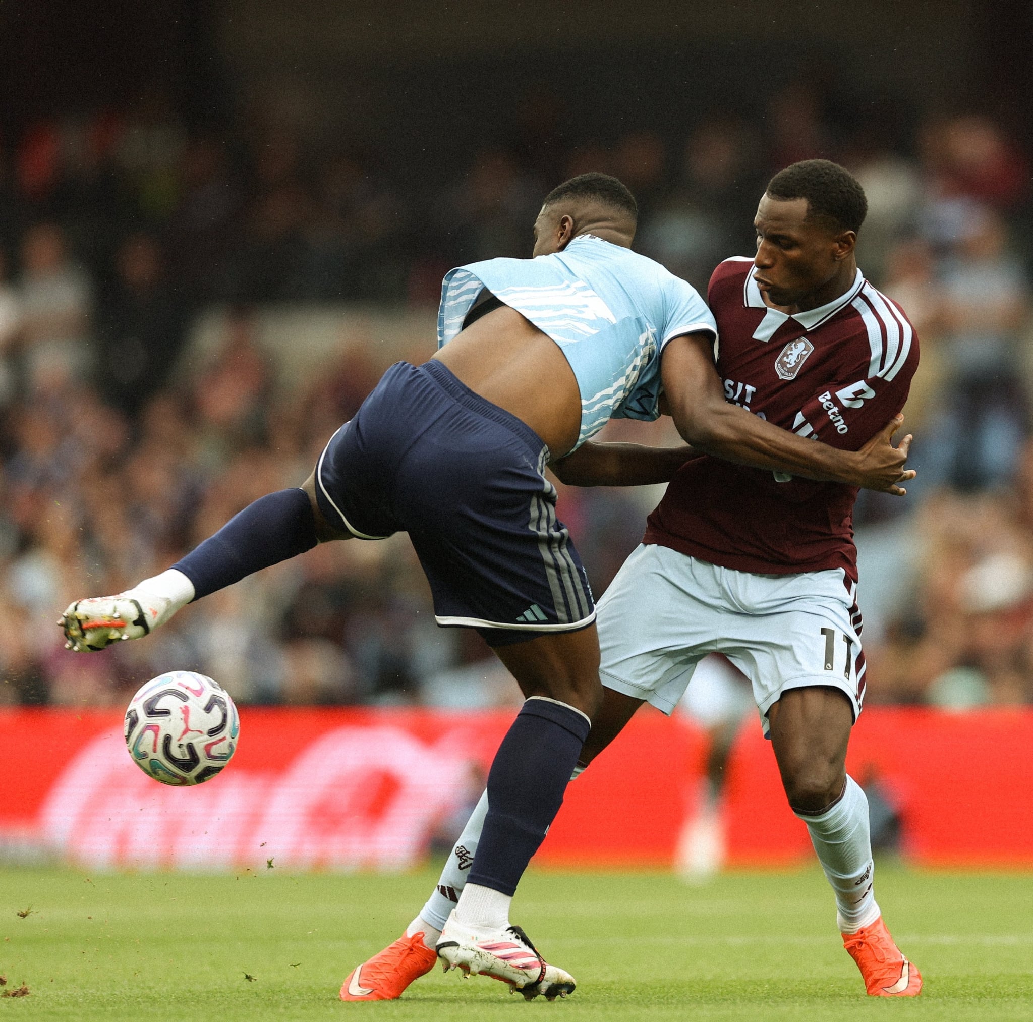 Aston Villa : Unai Emery justifie la sortie de Nicolas Jackson à la pause contre Nottingham Forest - wiwsport Aston Villa : Unai Emery justifie la sortie de Nicolas Jackson à la pause contre Nottingham Forest - wiwsport