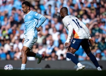Premier League : Manchester City s'impose difficilement contre Coventry pour les débuts d'Iliman Ndiaye - wiwsport Premier League : Manchester City s'impose difficilement contre Coventry pour les débuts d'Iliman Ndiaye - wiwsport
