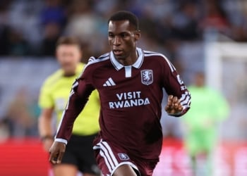 Premier League : Nicolas Jackson titulaire avec Aston Villa contre Tottenham, Ibrahim Mbaye retourne sur le banc - wiwsport Premier League : Nicolas Jackson titulaire avec Aston Villa contre Tottenham, Ibrahim Mbaye retourne sur le banc - wiwsport