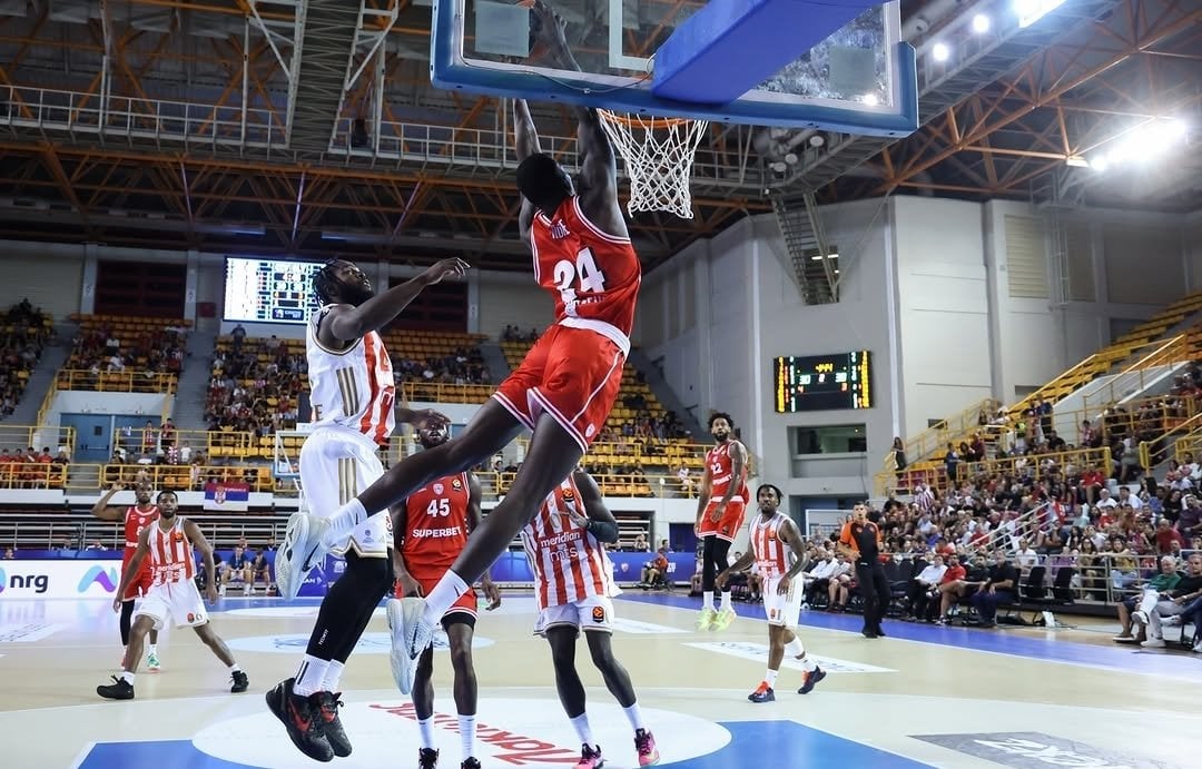 Basket : Meilleur marqueur, Mbaye Ndiaye décroche déjà son premier titre avec l’Olympiacos - wiwsport