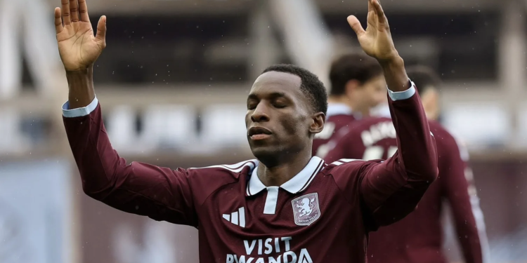 Premier League : Aston Villa fait tomber le leader Manchester City grâce à un Nicolas Jackson en feu auteur d’un doublé !