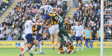 Premier League : Hull City et Nobel Mendy obtiennent le point du nul face à Everton (2-2) - wiwsport Premier League : Hull City et Nobel Mendy obtiennent le point du nul face à Everton (2-2) - wiwsport