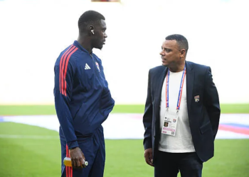 Ligue 1 – Moussa Niakhaté titulaire avec l&rsquo;OL pour le choc contre le PSG