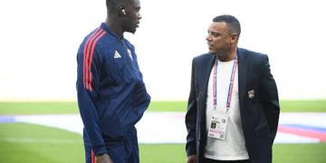 Ligue 1 - Moussa Niakhaté titulaire avec l'OL pour le choc contre le PSG - wiwsport Ligue 1 – Moussa Niakhaté titulaire avec l’OL pour le choc contre le PSG