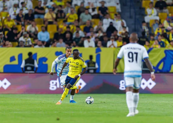 Saudi Pro League - João Félix délivre Al-Nassr face à Neom SC (1-0) - wiwsport RIYADH, SAUDI ARABIA - OCTOBER 20: Sadio Mane of team Al Nassr during the Saudi Pro League between Al Nassr and Neom SC at Al Awwal Park on October 20, 2026 in Riyadh, Saudi Arabia. (Photo by Abdullah Ahmed/Getty Images)