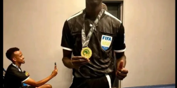CAF : Djibril Camara parmi les arbitres de la finale de la Supercoupe d’Afrique