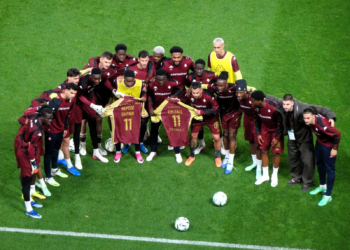 Très beau geste des joueurs du FC Metz qui ont rendu hommage au père de Pape Moussa Fall, décédé